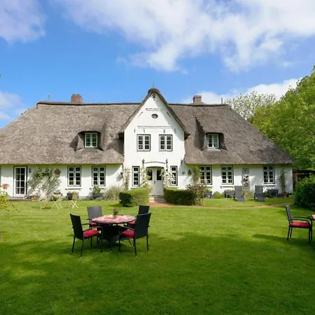 Hébergement de vacances With 2 Bedrooms Uelvesbull